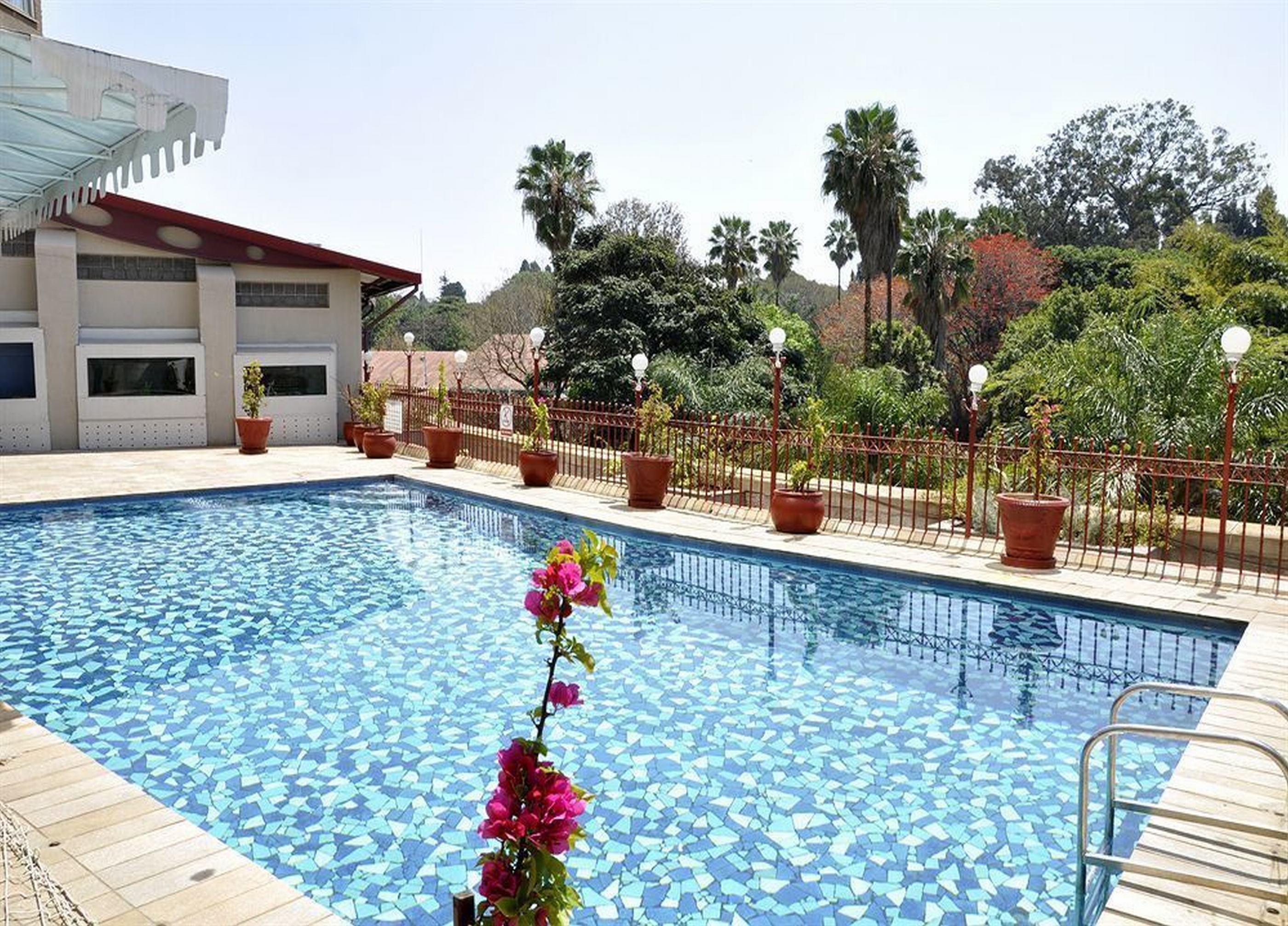 Monomotapa Otel Harare Dış mekan fotoğraf