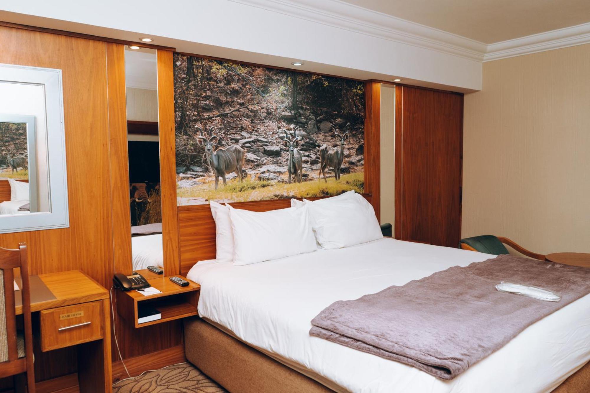 Monomotapa Otel Harare Dış mekan fotoğraf